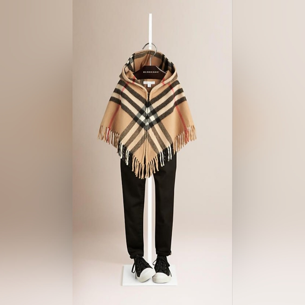 Kids Burberry poncho with hoodie and zipper